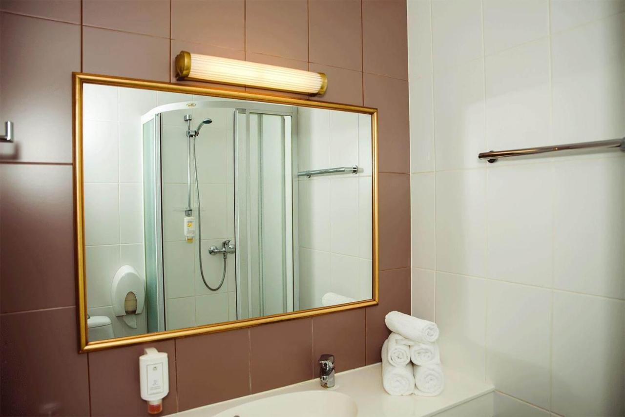 Hotel Metsis Valga Buitenkant foto