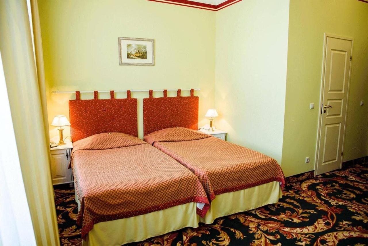 Hotel Metsis Valga Buitenkant foto